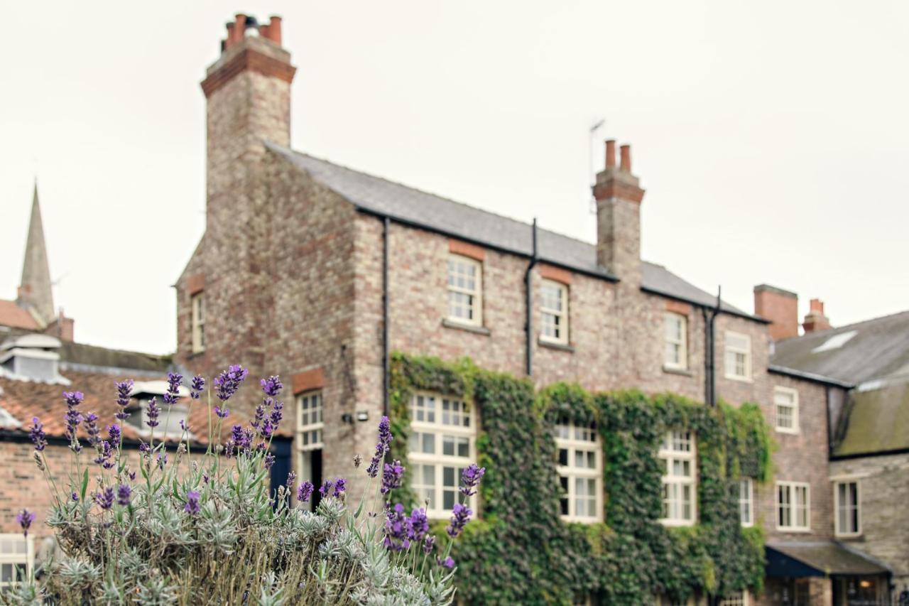 The White Swan 4*