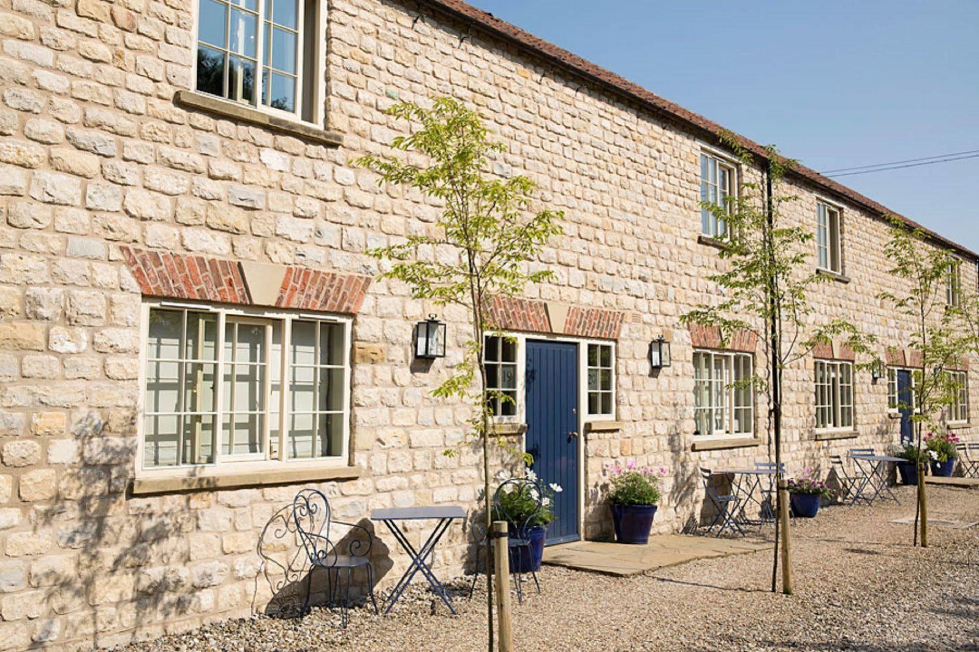 The White Swan 4*