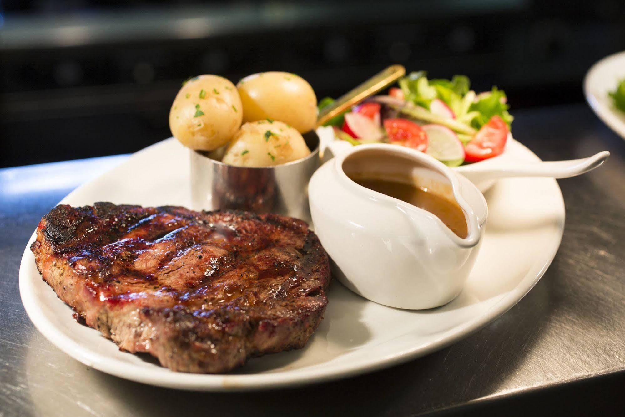 The White Swan 4* Pickering