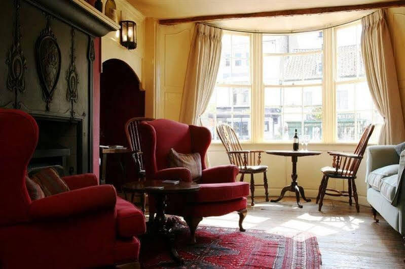 The White Swan 4*